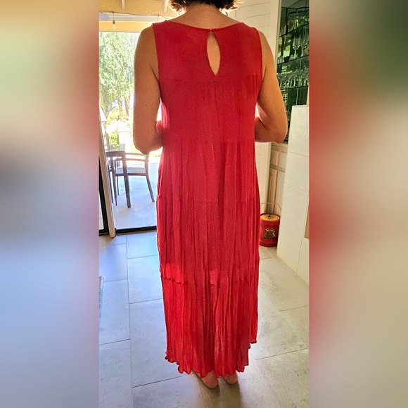 Dress - Picture 4 of 4